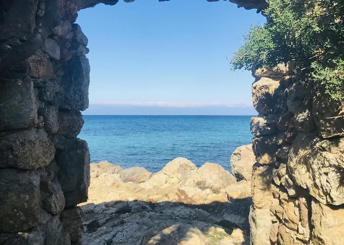 Апартаменты Proche De La D'algajola