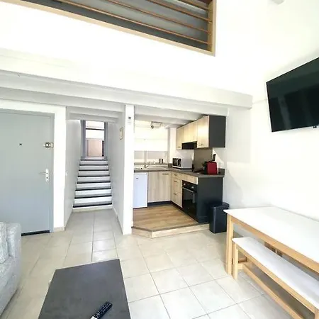 Proche De La D'algajola 阿尔加约拉