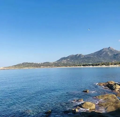 Proche De La D'algajola Lägenhet